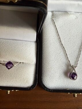 14K White Gold Purple Amethyst Pendant Necklace and Ring Set - Never Worn